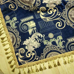 serviette classique bleu marine ornement baroque fleurs tassel doré laine coton large