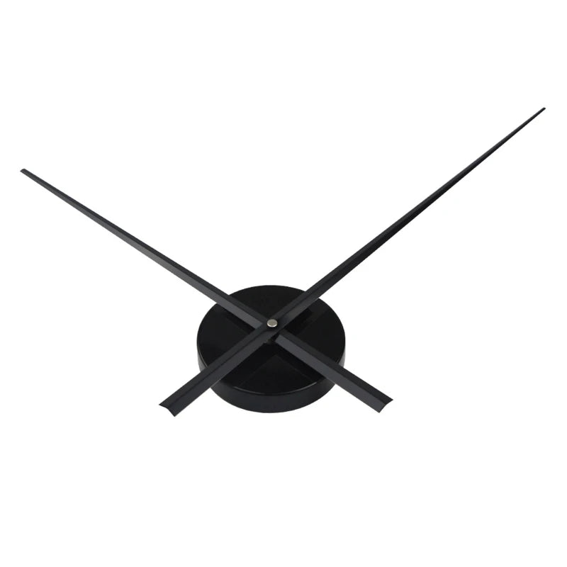 horloge murale moderne mécanisme aiguille métal doré argenté minimaliste nature morte