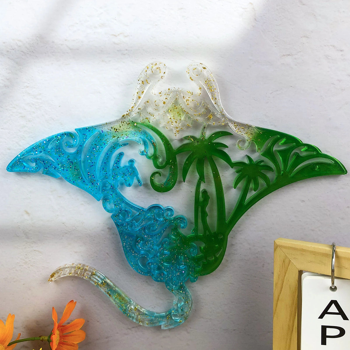 plaque murale décorative palmiers vague motifs floraux bleu vert blanc artisanal