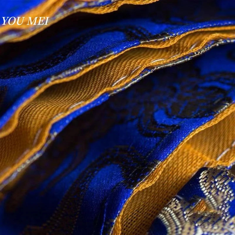 rideau décoration bouddhiste brocart motifs floraux traditionnel couleur jaune bleu rouge or