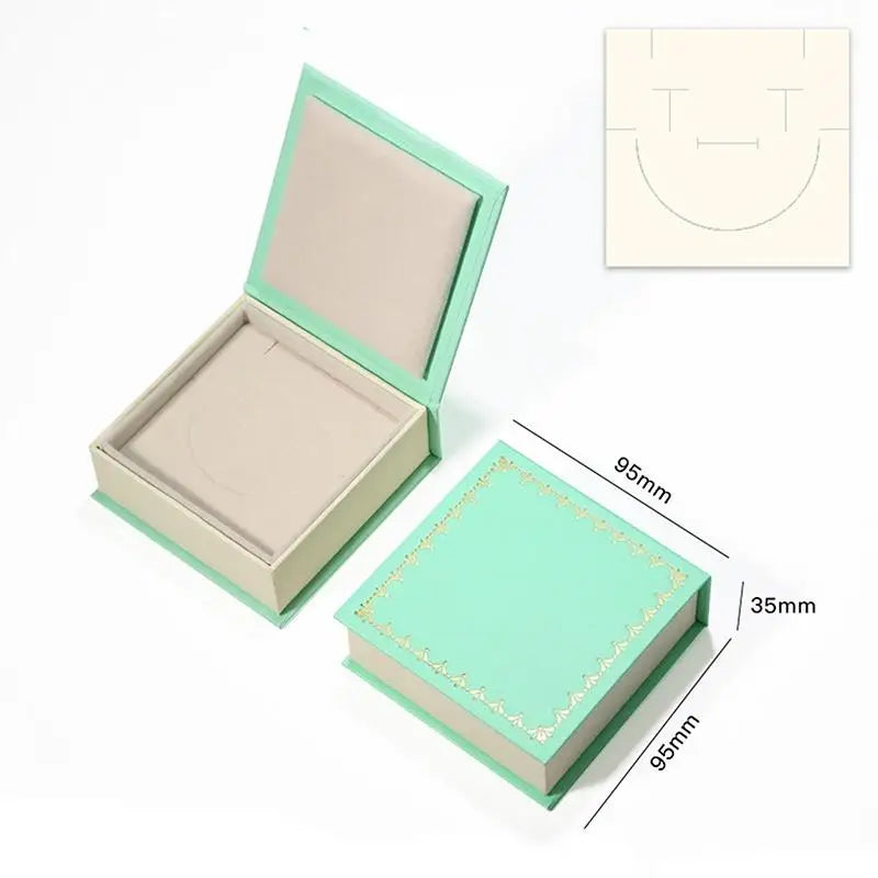 boîtes bijoux classiques bordure dorée motifs floraux opaques vert clair rose pâle jaune clair