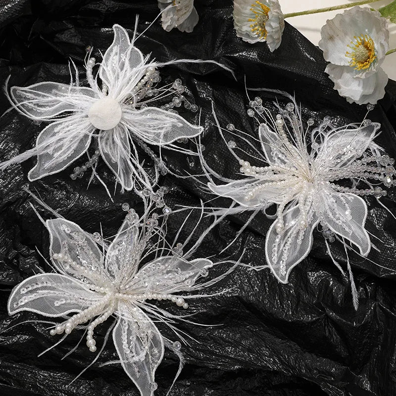 accessoire cheveux fleurs artificielles strass blanc doré élégant décoratif translucent