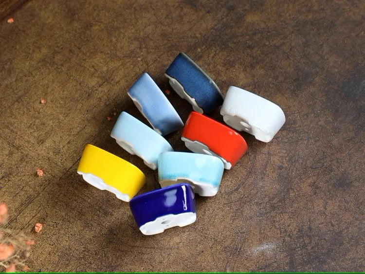 cache savon artisanal peinture florale blanc bleu jaune rouge vert moderne