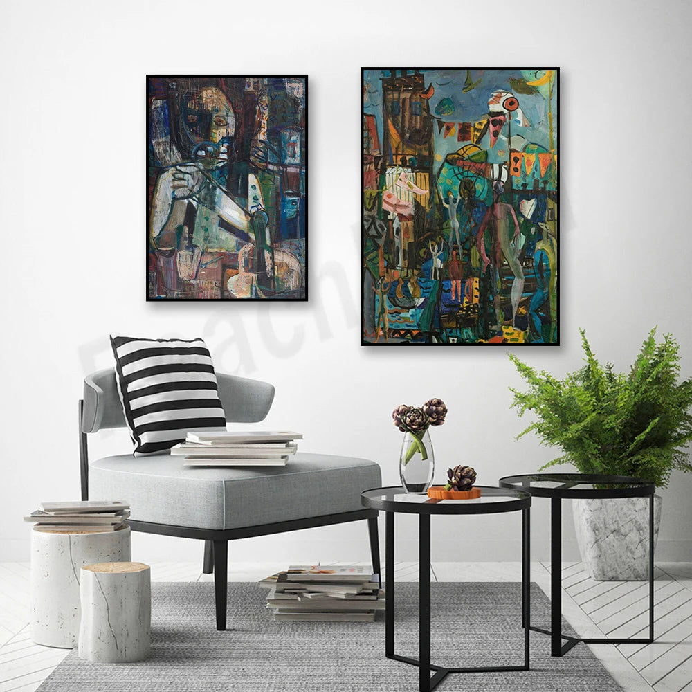 Cette pièce de décoration intérieure élégante présente deux œuvres d'art abstraites colorées, complétées par des meubles modernes et des plantes vertes, créant une ambiance contemporaine et chaleureuse.