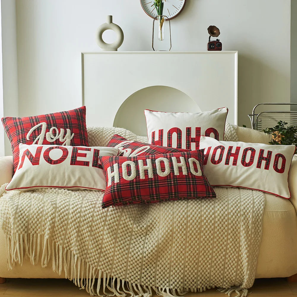 housses coussin décoratives noël motif tartan brodé rouge blanc traditionnel décoration intérieure