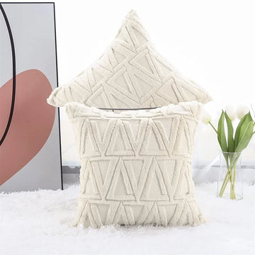 coussin blanc peluche triangles géométriques doux moderne confortable sans insert invisible zip 30x50cm 40x40cm