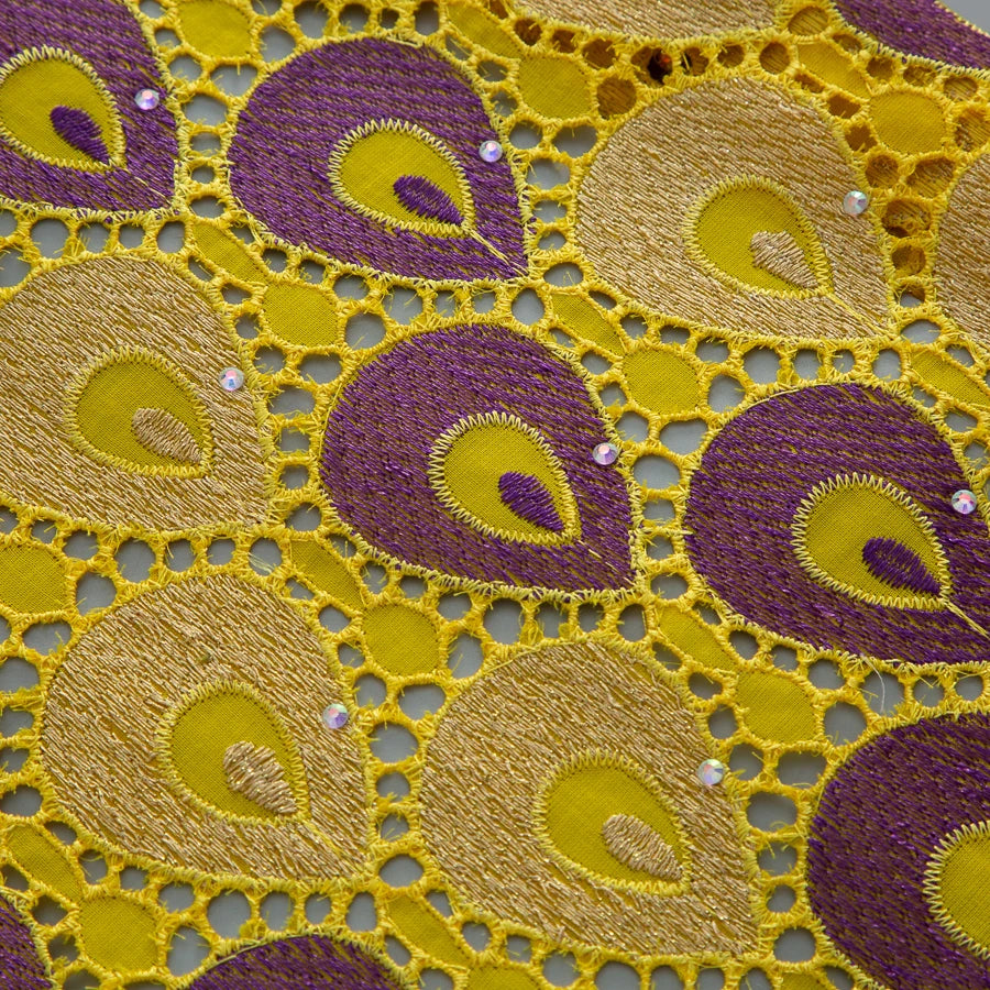tissu dentelle brodée plumes vert marron beige jaune violet orange traditionnelle translucent 5yards