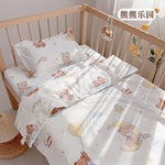 Détail housse de couette bébé coton doux