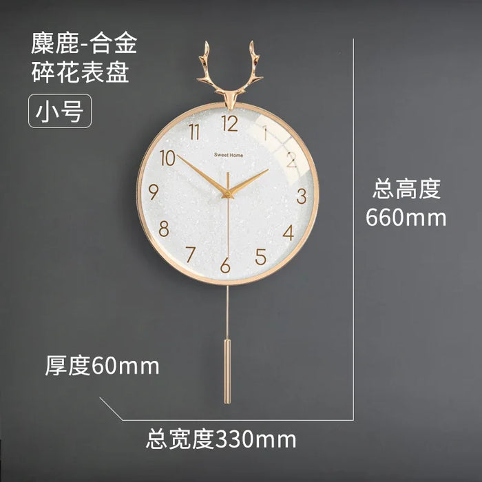 horloge murale moderne cadre doré aiguilles dorées fond blanc motif cerf pendule vintage chambre