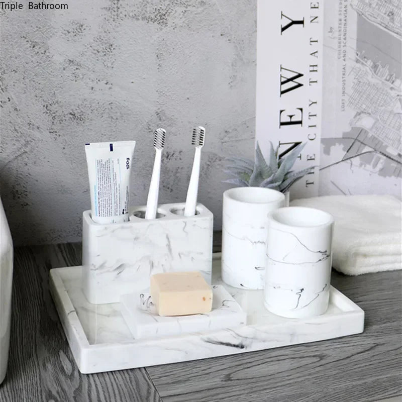 ensemble salle bain moderne marbre blanc gris brosse dents tube dentifrice gobelet distributeur savon