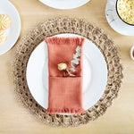 serviettes table carrées franges bleu marine rose clair gris blanc vert pastel moderne rustique