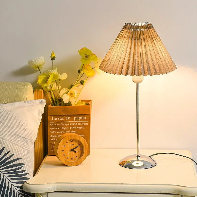 lampe table plissée réglable moderne led adhésive opaques blanc salon chambre
