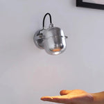 lampe murale moderne argentée led fixée mur vis câble rouge noir lumière chaude