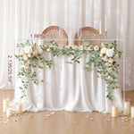 décoration romantique table mariage fleurs artificielles roses feuilles vertes bougies