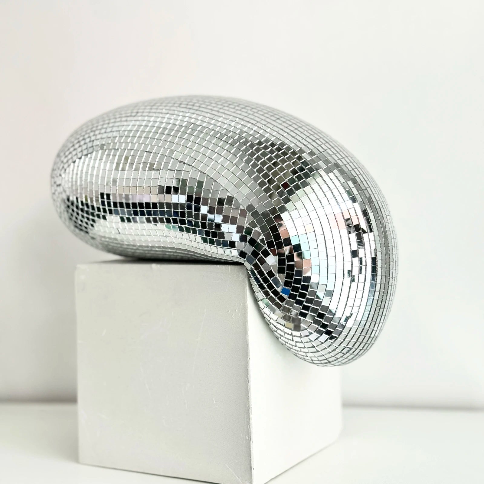 Boule disco fondue décoration intérieure moderne gris clair