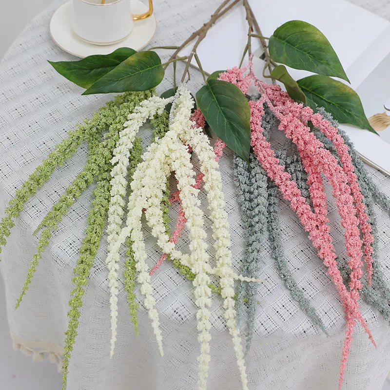 décoration intérieure branche artificielle fleurs grappes feuilles vertes blanc rose naturel