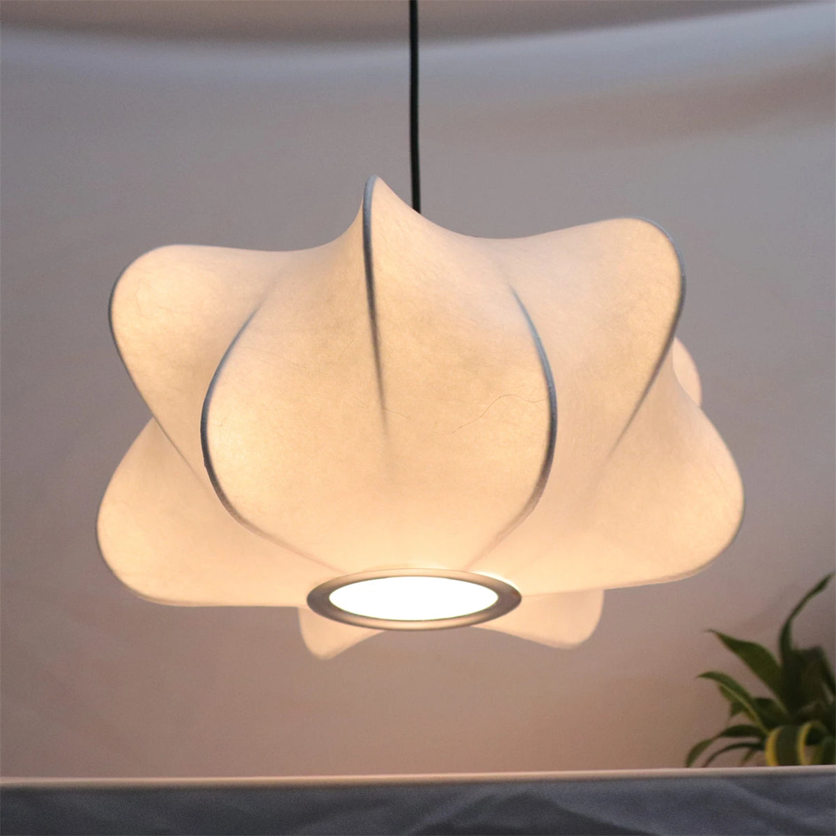 lampe suspendue moderne blanc fer texture rugueuse flux lumineux 2000 82000 e27 basse consommation