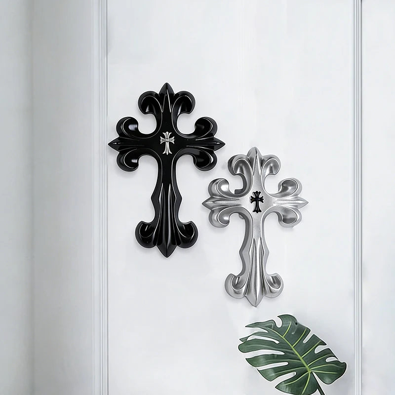 décoration murale croix résine noire blanche classique baroque sculptural chambre salon