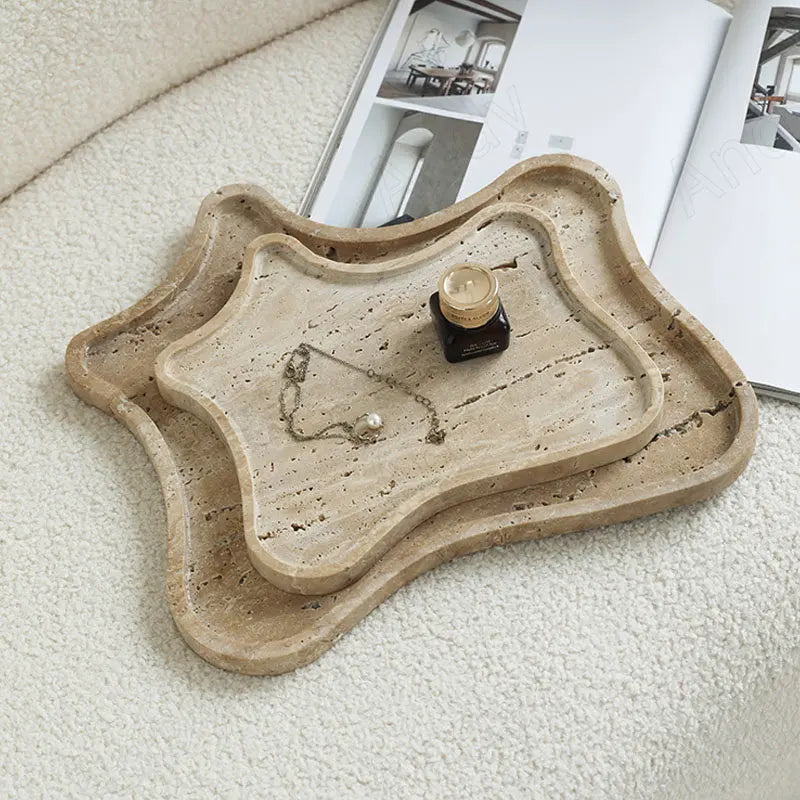 plateau pierre marbré moderne minimaliste respectueux environnement vaisselle beige clair decoration maison brunch desserts