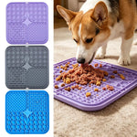tapis animaux compagnie slow feeder violet gris bleu texture hexagones os points moderne ludique