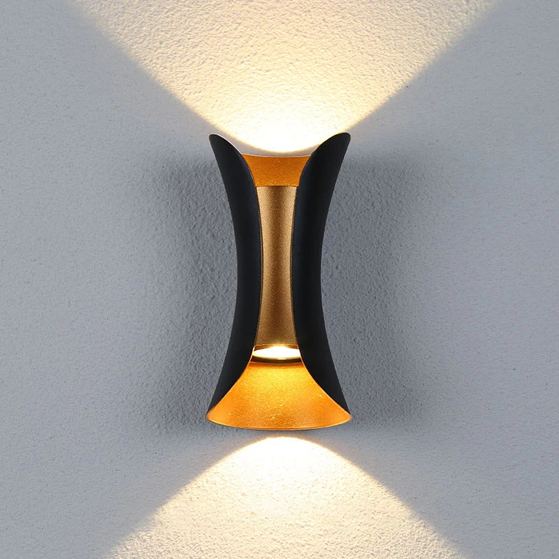 lumière murale led moderne étanche ip65 noir blanc or contemporaine fixations courbes élégantes
