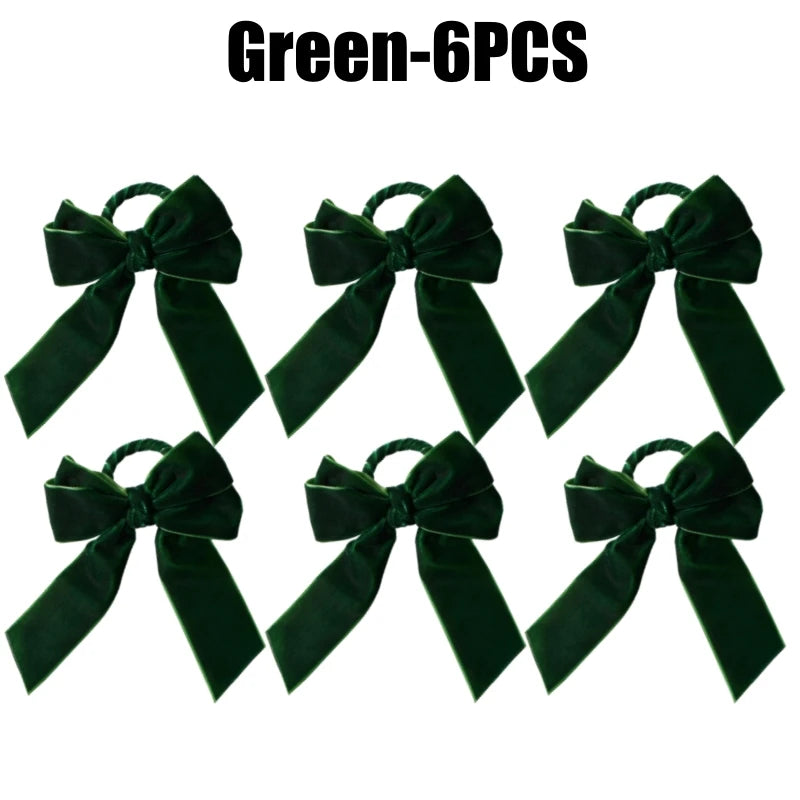 serviettes pliées velours classique élastique blanc rose rouge vert occasions spéciales noël mariage
