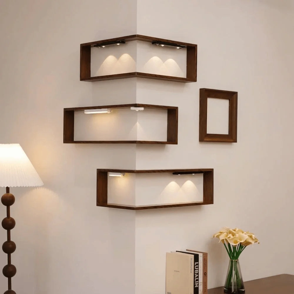 étagère d'angle murale bois marron clair moderne plate lisse rangement intérieur suspension utilisation multiple[arrêtons
