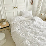 parure lit blanche housse couette satinée plissée moderne élégante fermeture éclair