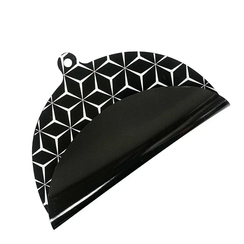 tapis protection silicone moderne noir blanc motif géométrique respectueux environnement induction kitchen countertop