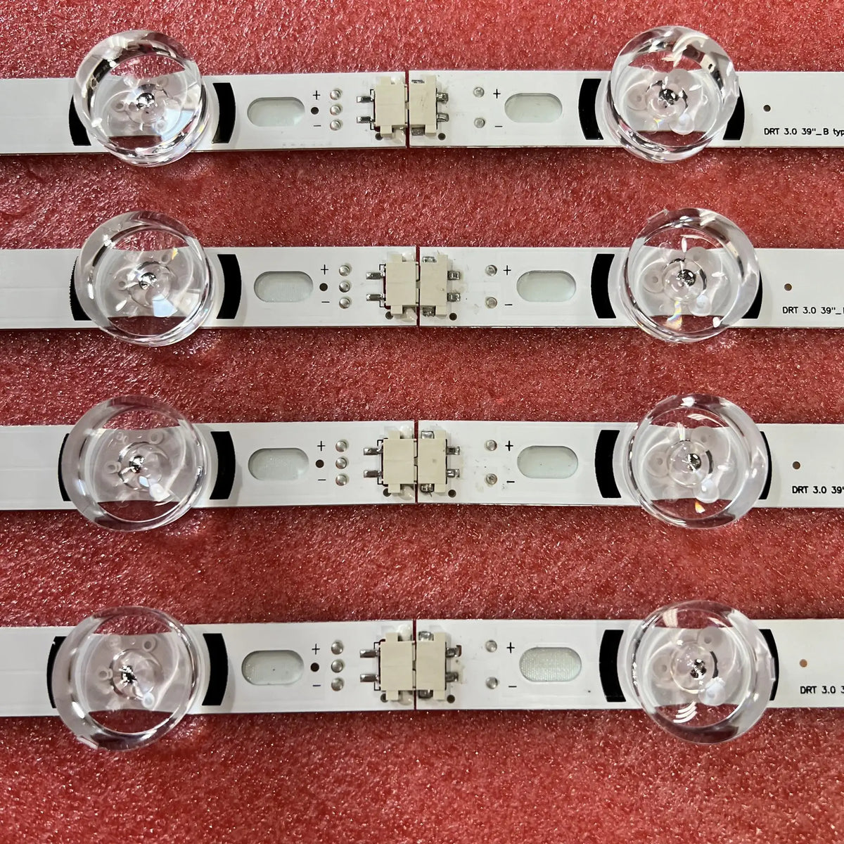 bande lumineuse led blanc bleu moderne adhésive réutilisable connecteurs boutons