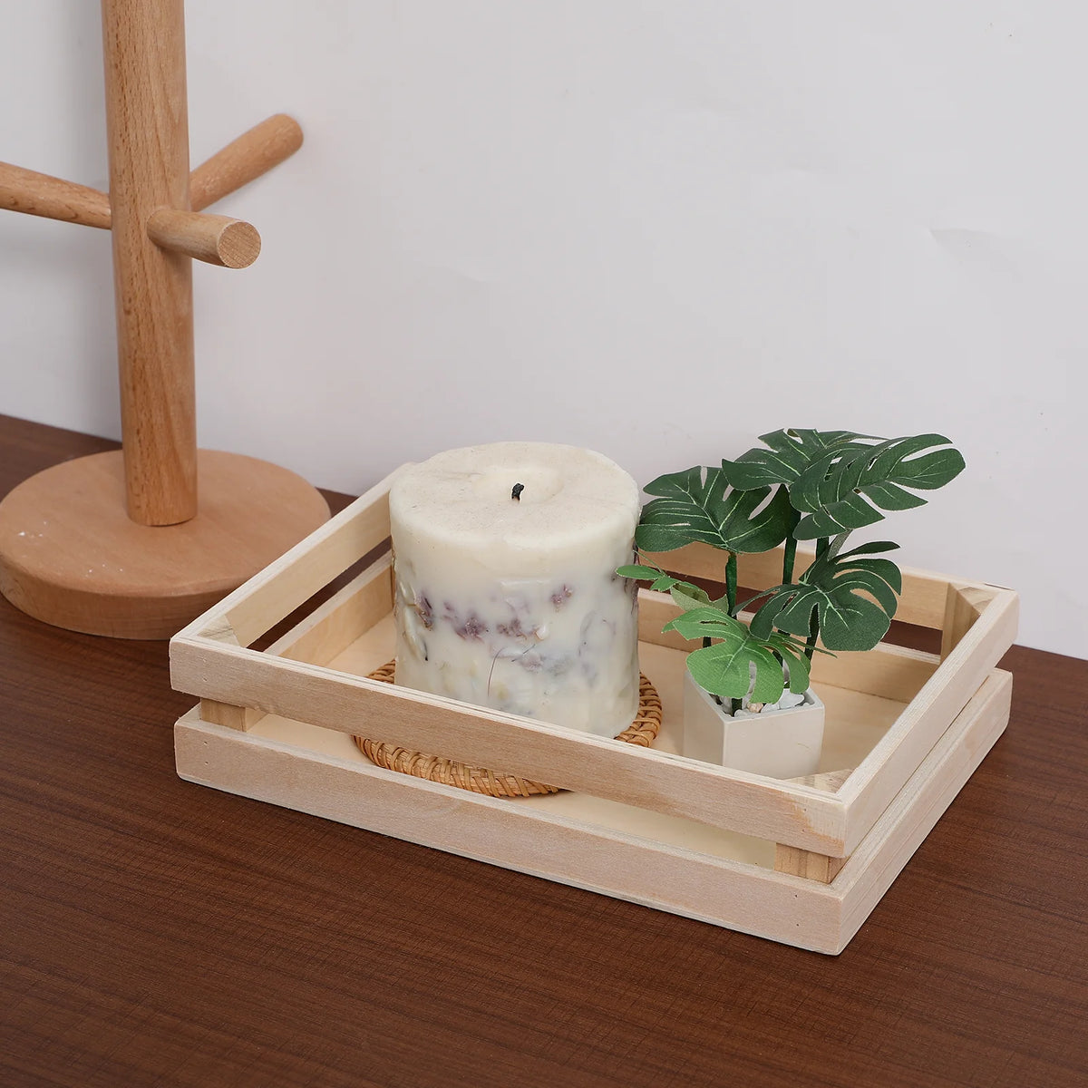 Panier bois pour bureau avec petits objets