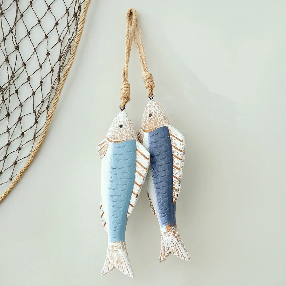 décoration murale poisson bois méditerranéen suspendu bleu vert blanc vieux effet bord mer océan