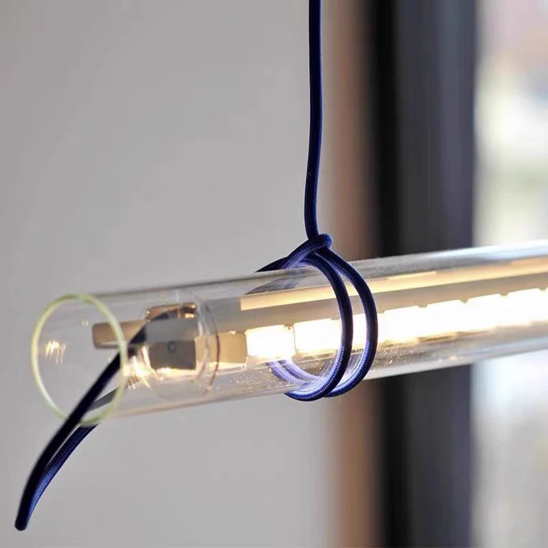 lampe suspension moderne transparente blanc rouge noir salle restaurant salon étude