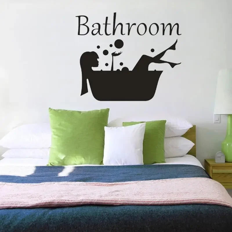 autocollant mural noir femme baignoire bulles graphique minimaliste