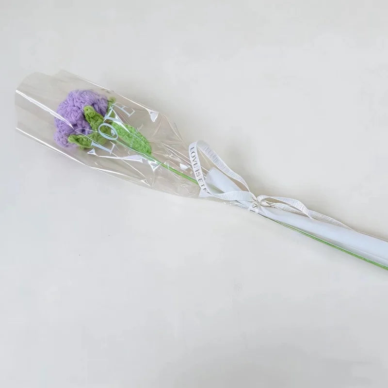 bouquet fleurs tricotées rouge jaune rose vert blanc anniversaire mariage décoration intérieure artisanal creative