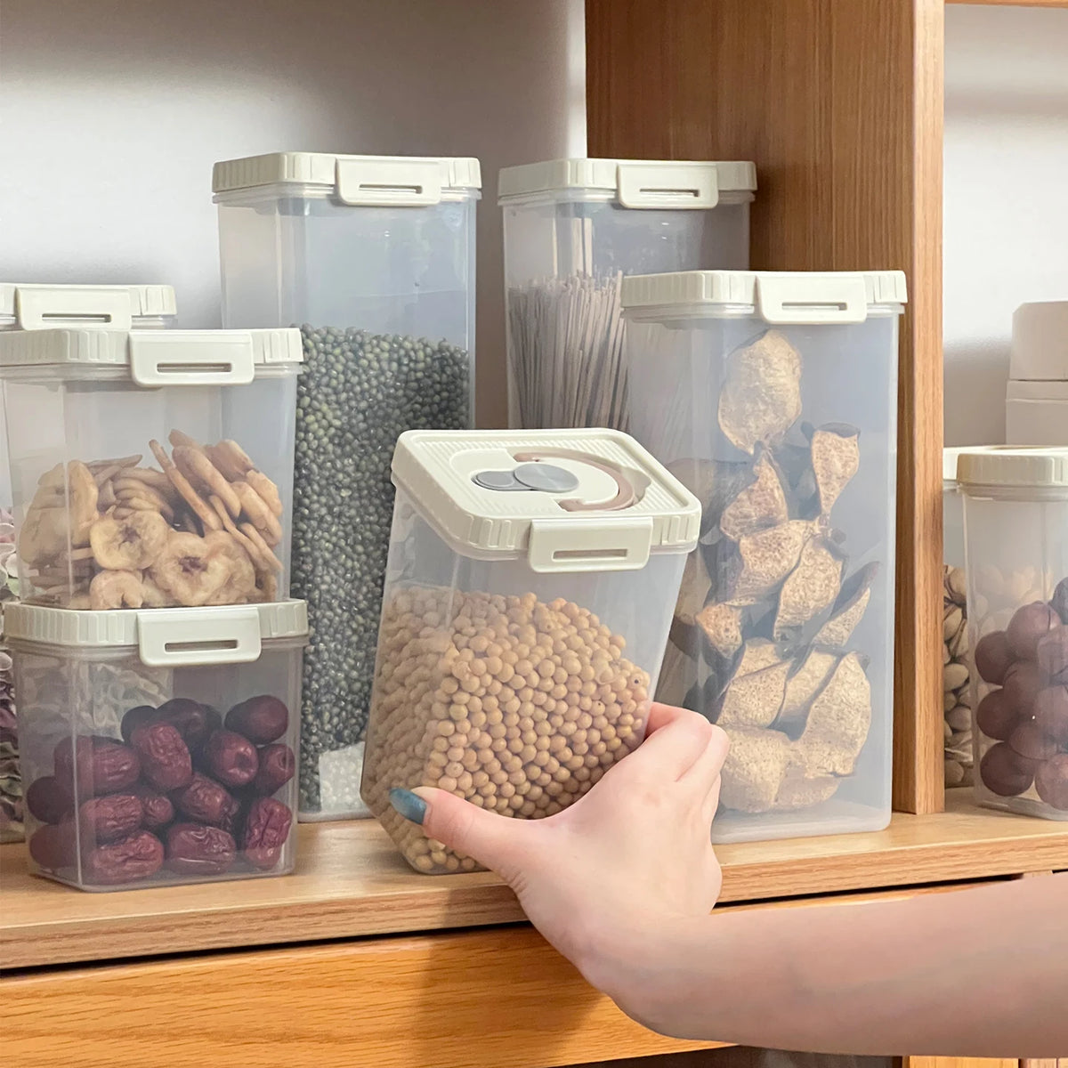 boîtes rangement transparentes modernes hermétiques qualité alimentaire poignées couvercle beige