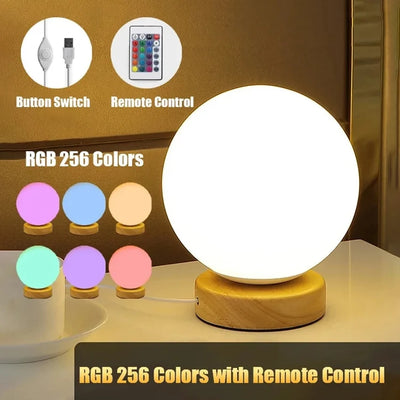 Lampe de chevet LED RGB rechargeable USB sur table de nuit