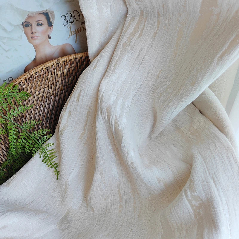 rideau beige clair rayures fines classique blanches opaques maison polyester personnalisable