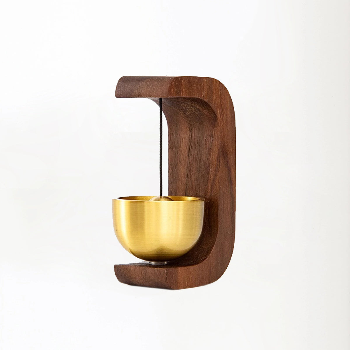 porte couverts bois foncé moderne couverts dorés texture brillante