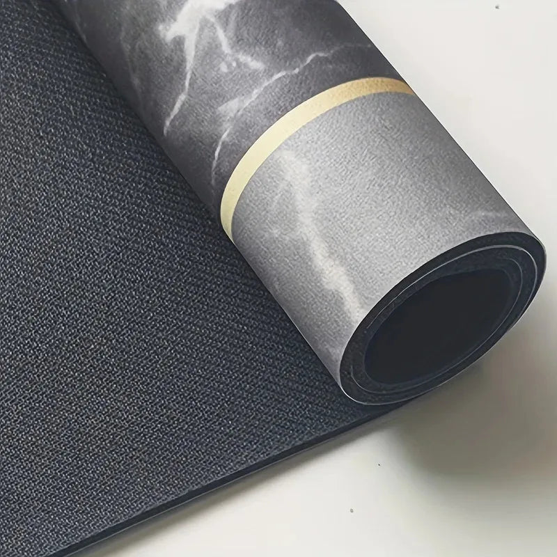 tapis sol gris moderne feuille dorée texture marbrée antidérapant absorbant salle bain douce cuisine