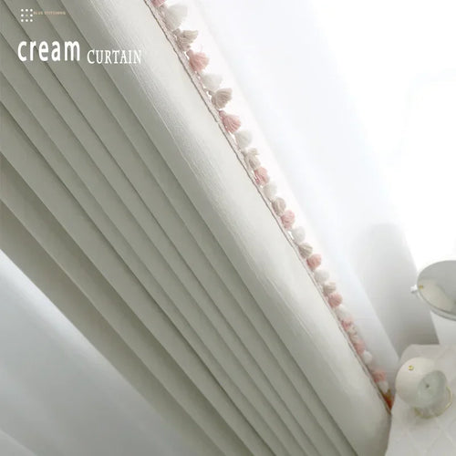 rideau moderne couleur crème franges salon chambre fenêtre balcon