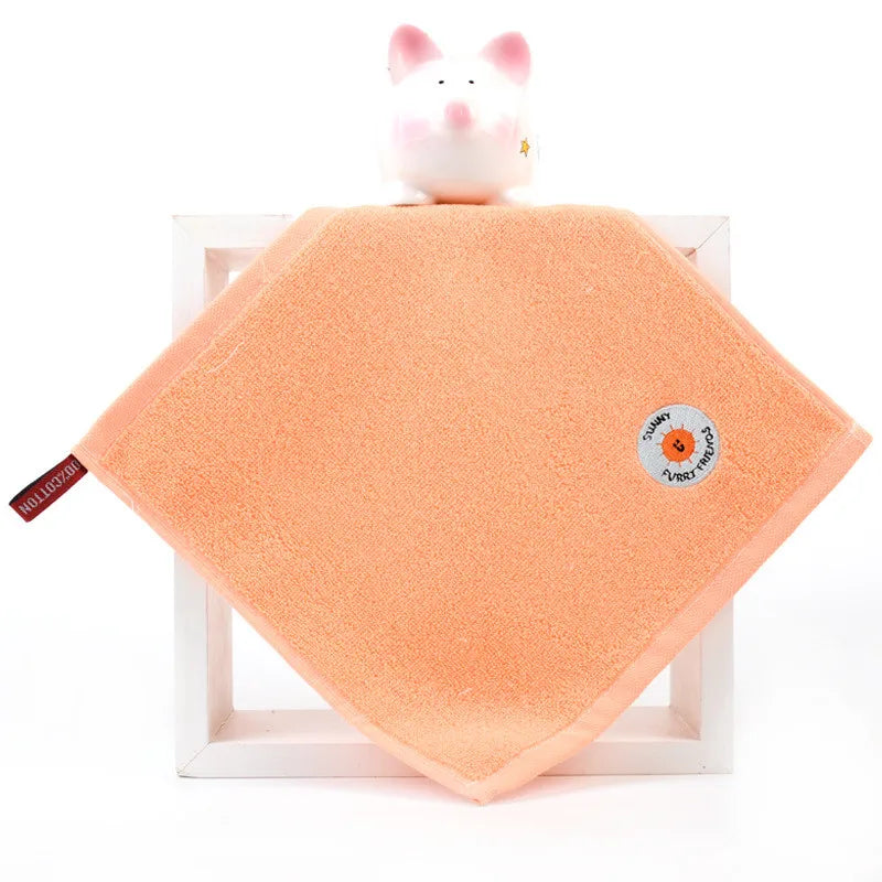 serviettes coton brodées animées enfants moderne bleu orange vert clips