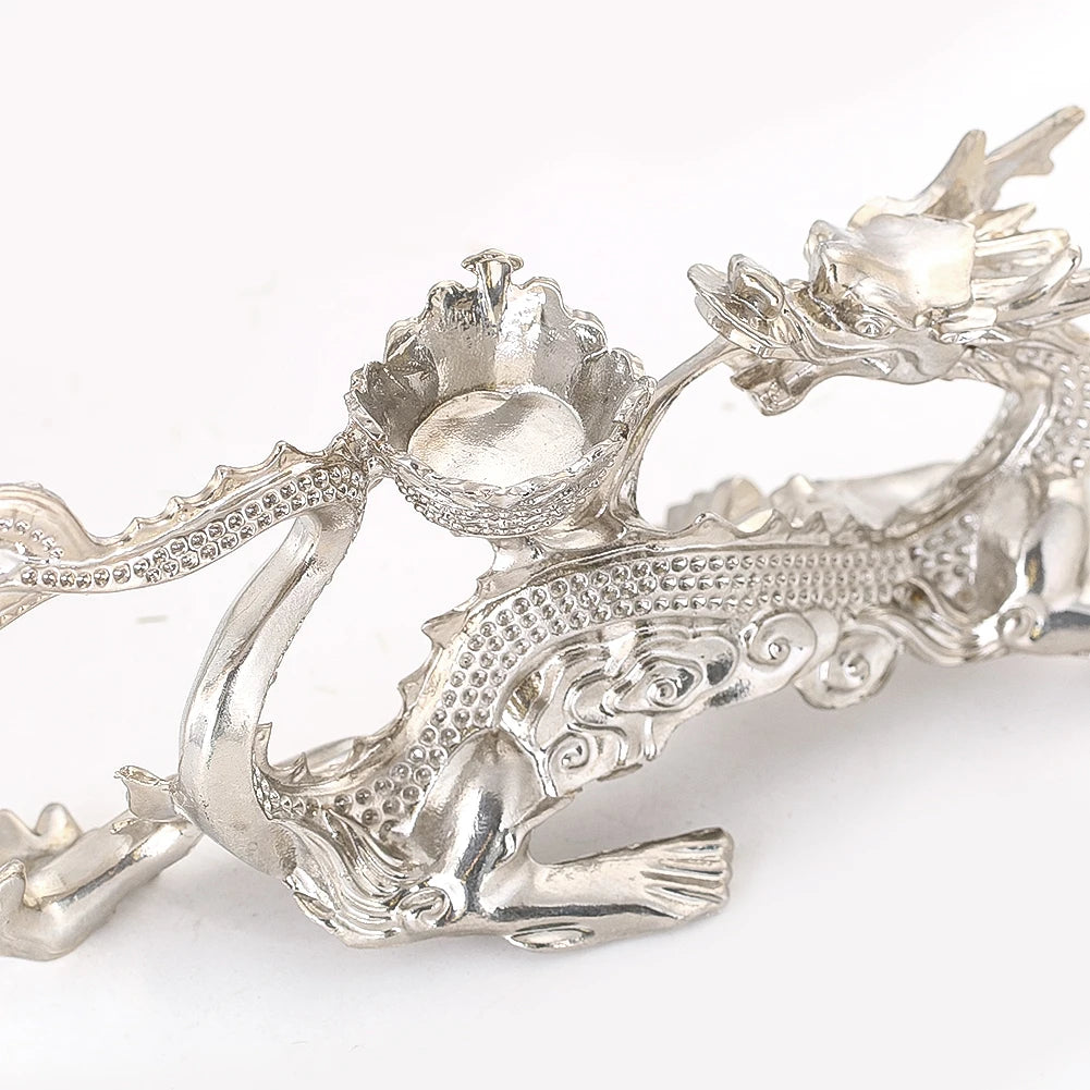 statuette dragon argenté détails complexes motifs floraux traditionnel asiatique décoration intérieure accessoire maison figurine