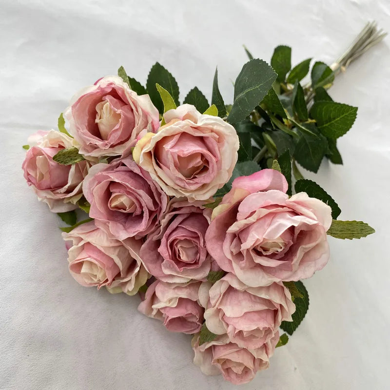 bouquet roses artificielles soies classiques intérieur décoration mariage anniversaire baby shower