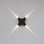 Applique murale LED extérieur étanche noire 4 côtés éclairant un jardin