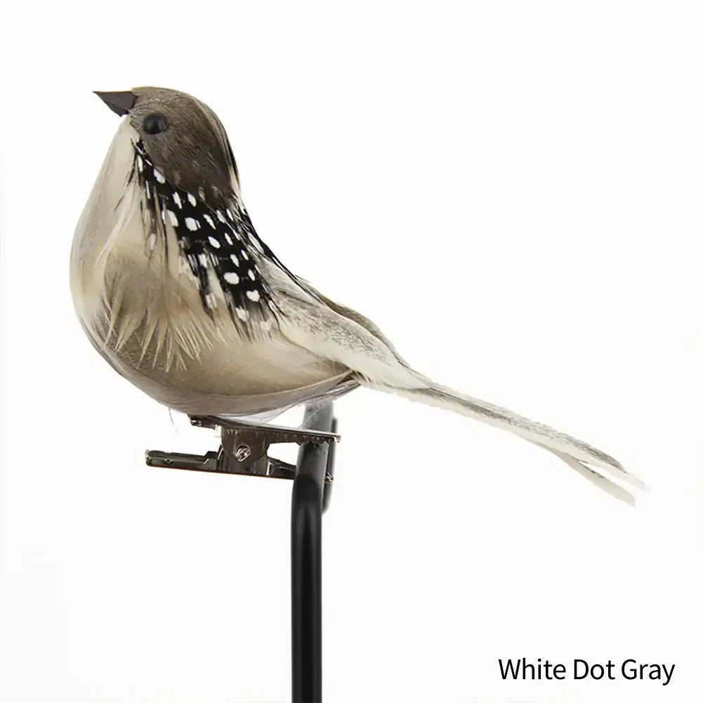 ornements décoration oiseaux artificiels plumage brillant points dorés gris orange vert jaune marron bleu