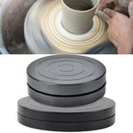 support poterie noir circulaire gravure centrale moderne opaque sculpteur potier