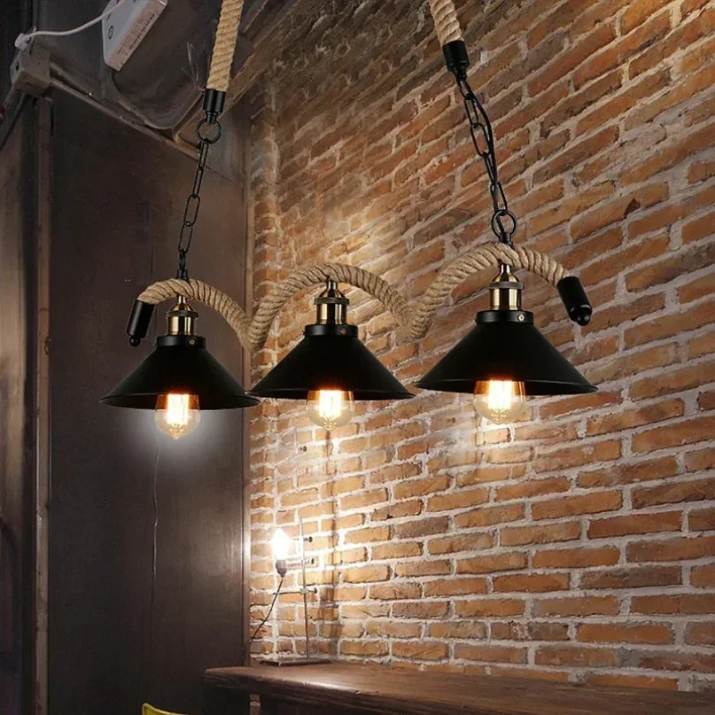 suspension lumineuse industrielle vintage corde naturelle métal noir ampoules opacité