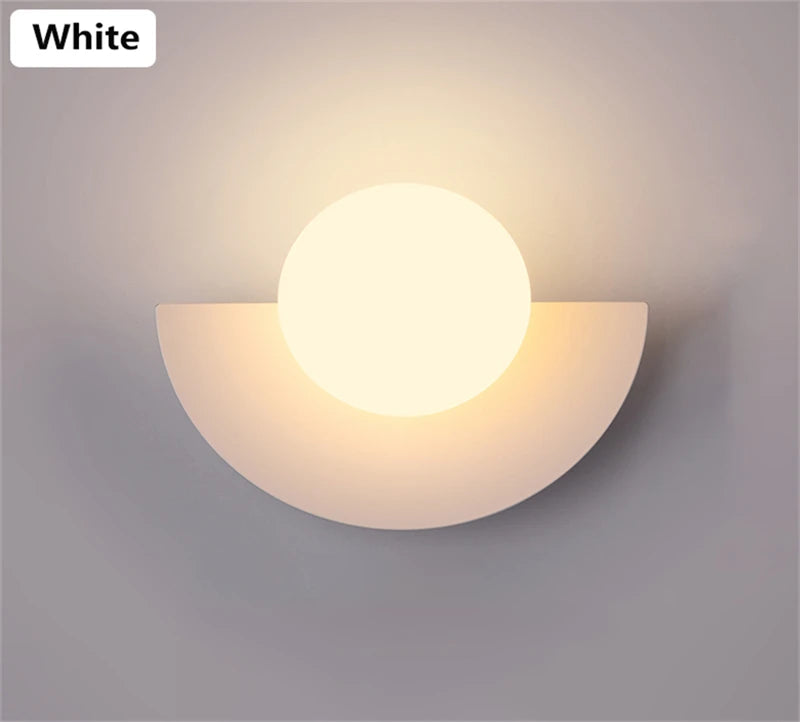 applique murale moderne boule ronde éclairage led chambre salon intérieur minimaliste blanc