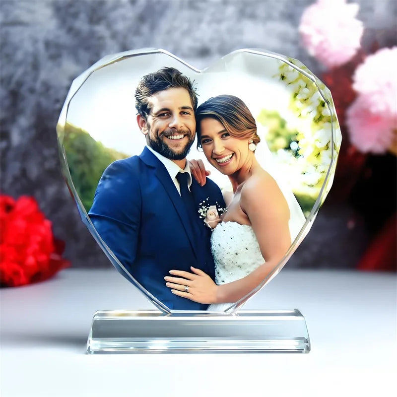 cadre photo cristal coeur transparent personnalisé cadeau mariage couple souvenir élégant gravure image personnalisée